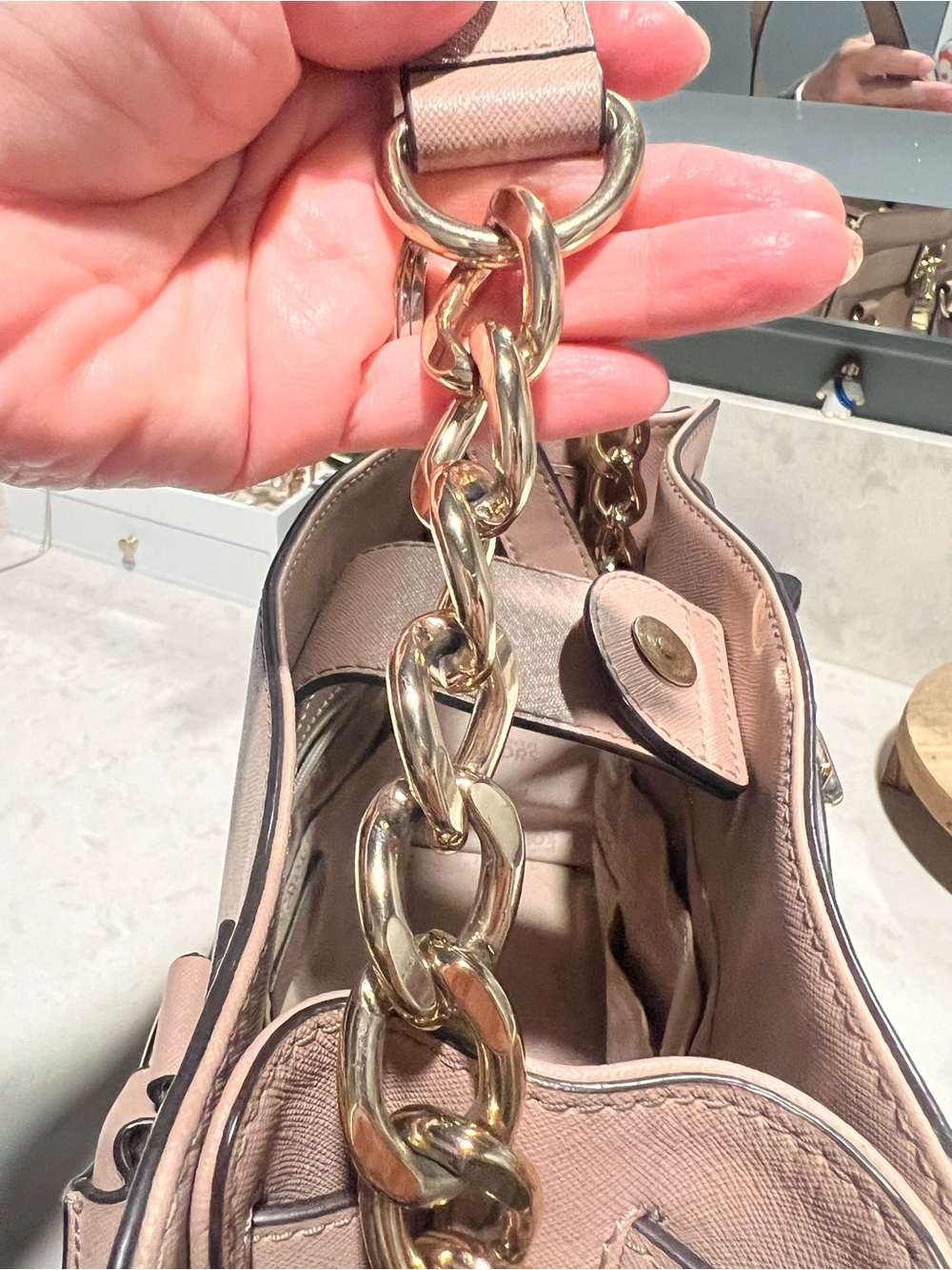 MK Purse - Picture 7 of 9
